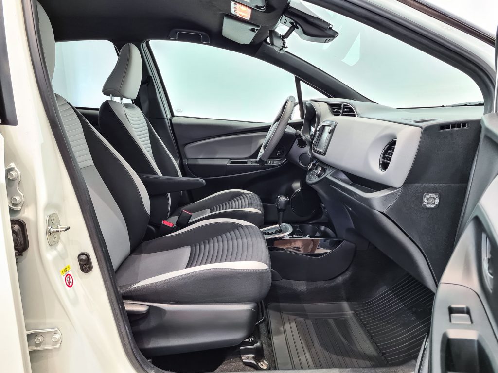 Yaris-Feel-Blanco-Bitono-7298JXH-5 - TOYOTA OURENSE