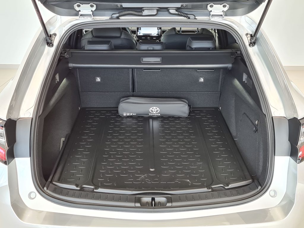 Corolla-TS-Plata-Sin-Techo-6 - TOYOTA OURENSE