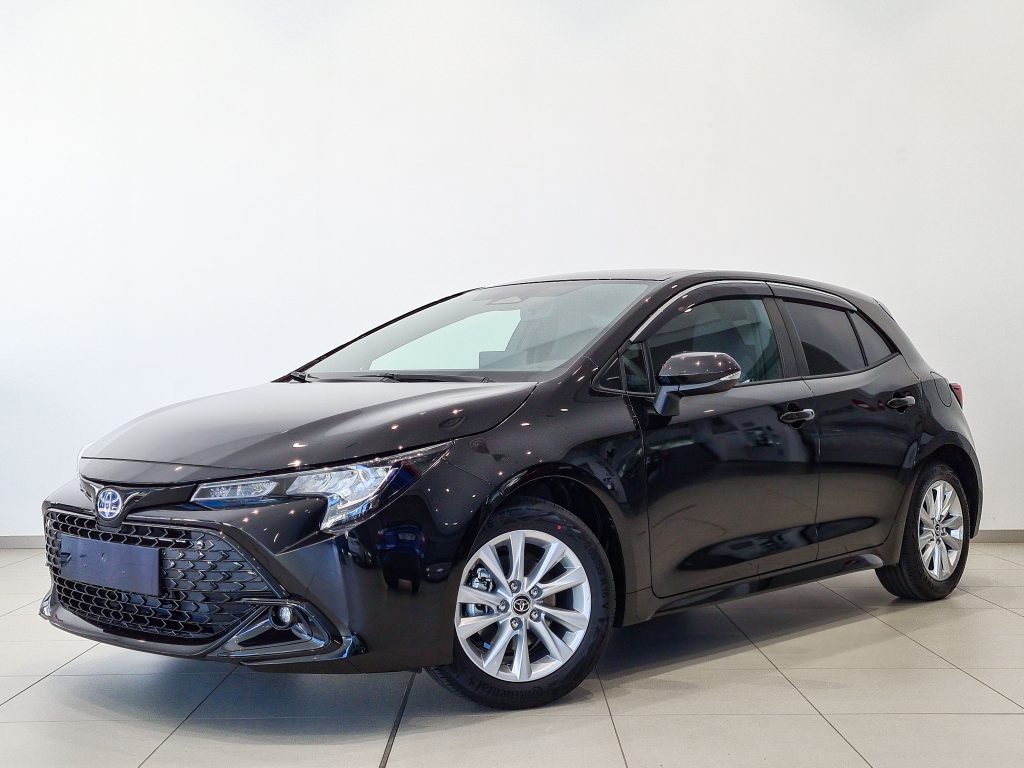 Toyota Corolla 2023 Active Plus 140H coche híbrido en Ourense