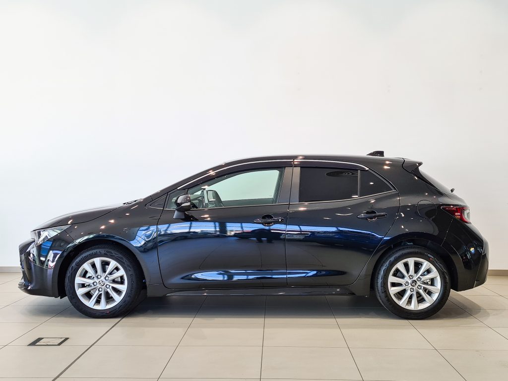 Corolla 2023 Active Plus 140H en Ourense