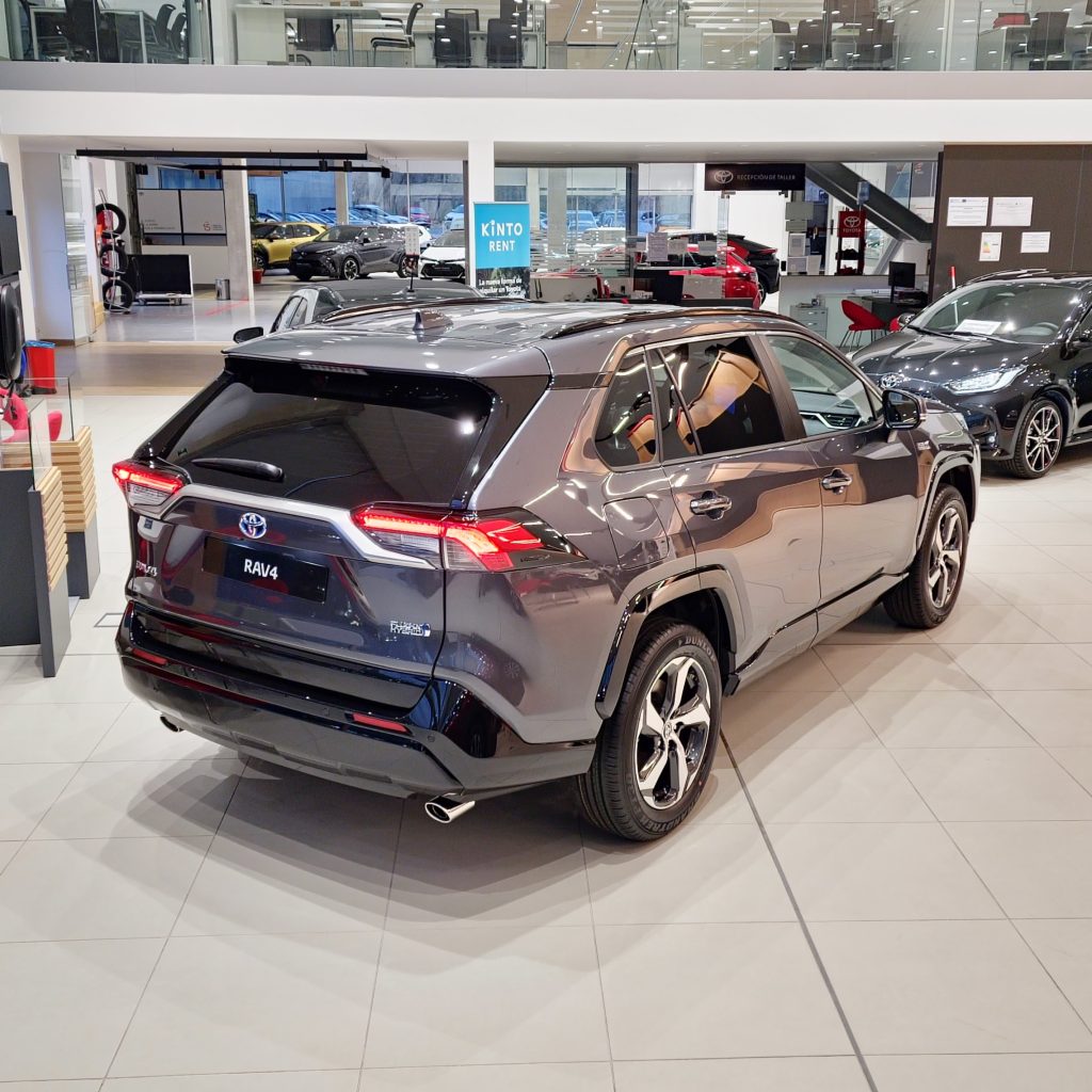 RAV4 PLUGIN 2024 ADVANCE GRIS GRAFITO 4 - TOYOTA OURENSE