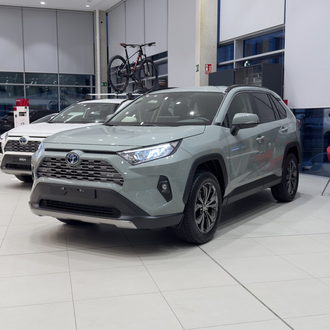 Toyota RAV4 2025 ADVANCE 220H 4X2